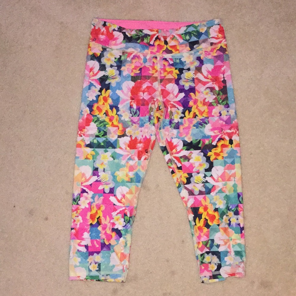 Cropped floral running leggings
